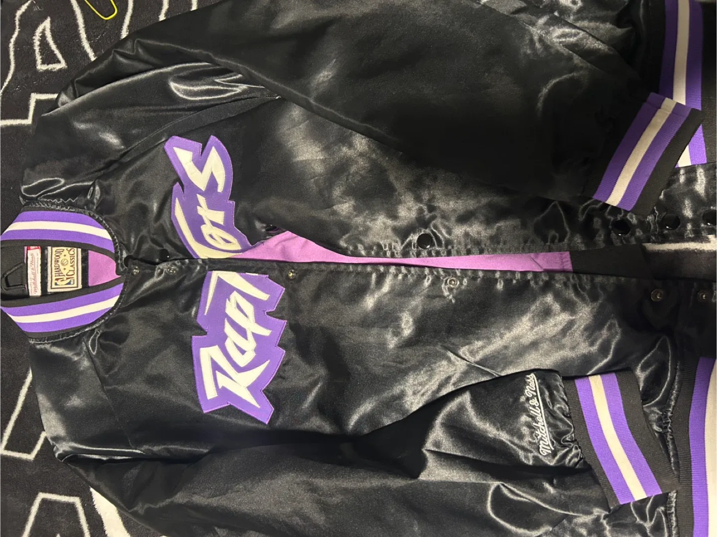 Mitchell & Ness Varsity Raptors Jacket XL