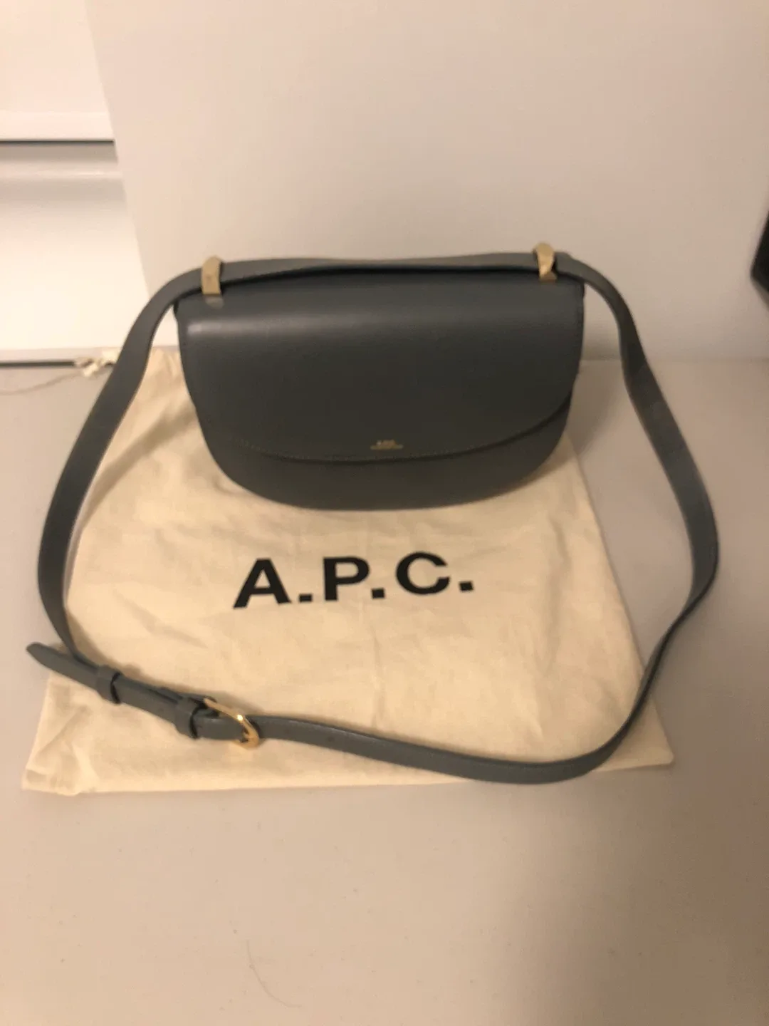 A.P.C. Geneve Bag - medium size image indicator(5)