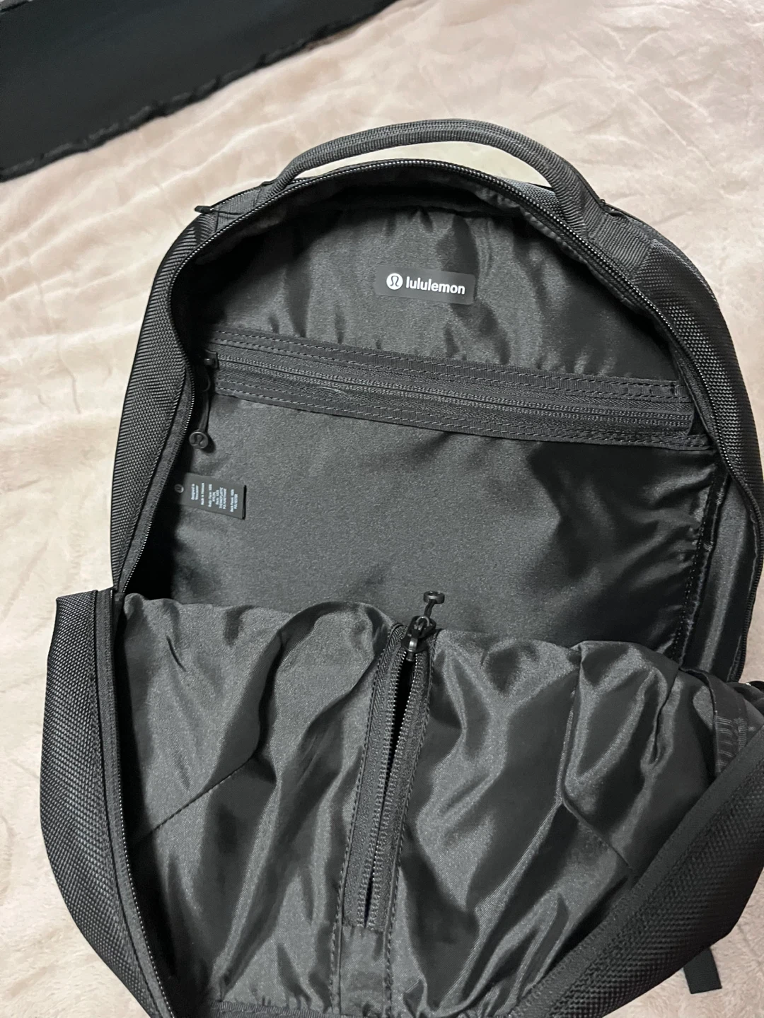 Lululemon Black Backpack - photo 5