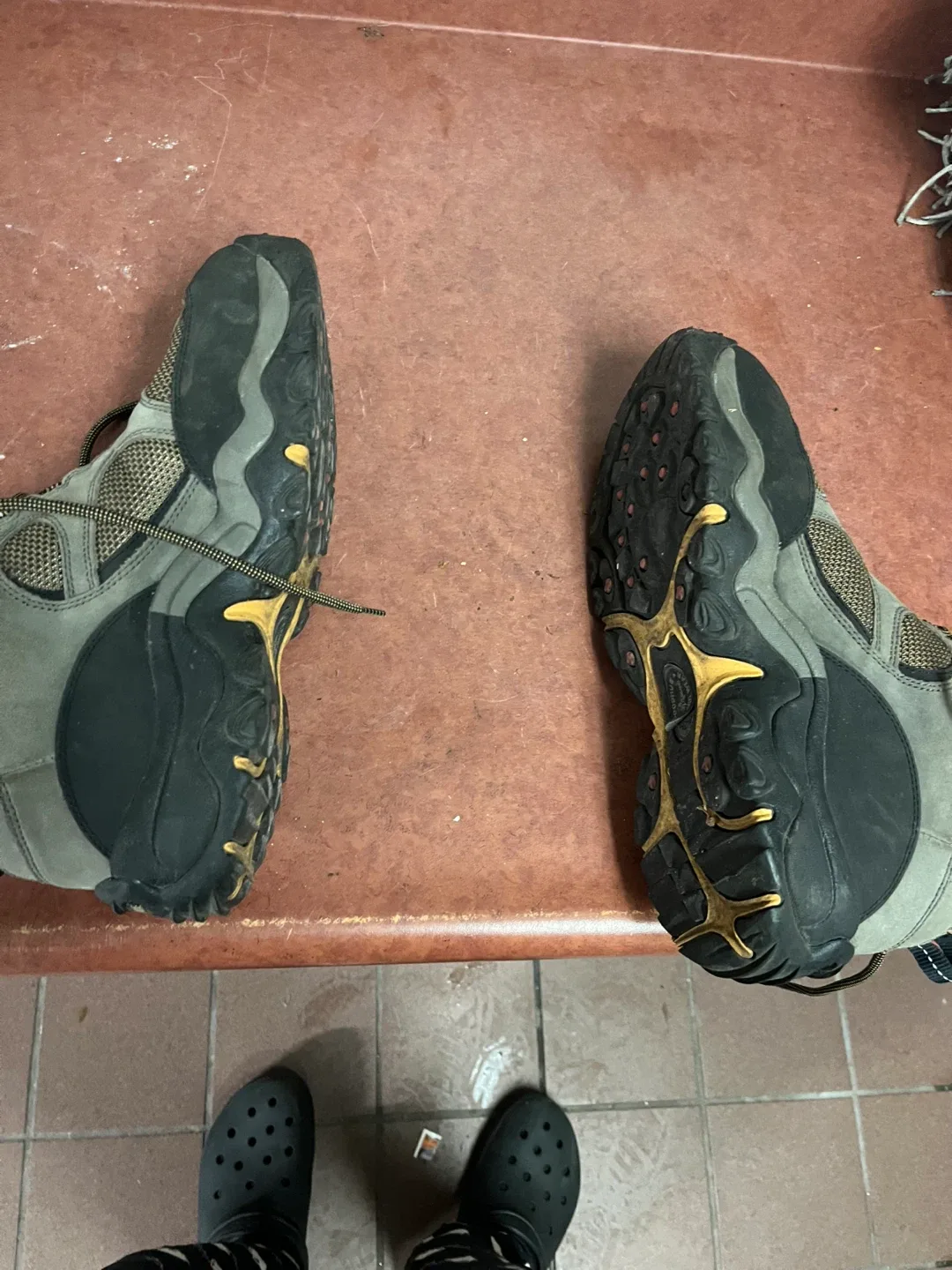 Goodhue Hiking Boots Size 12 image indicator(4)