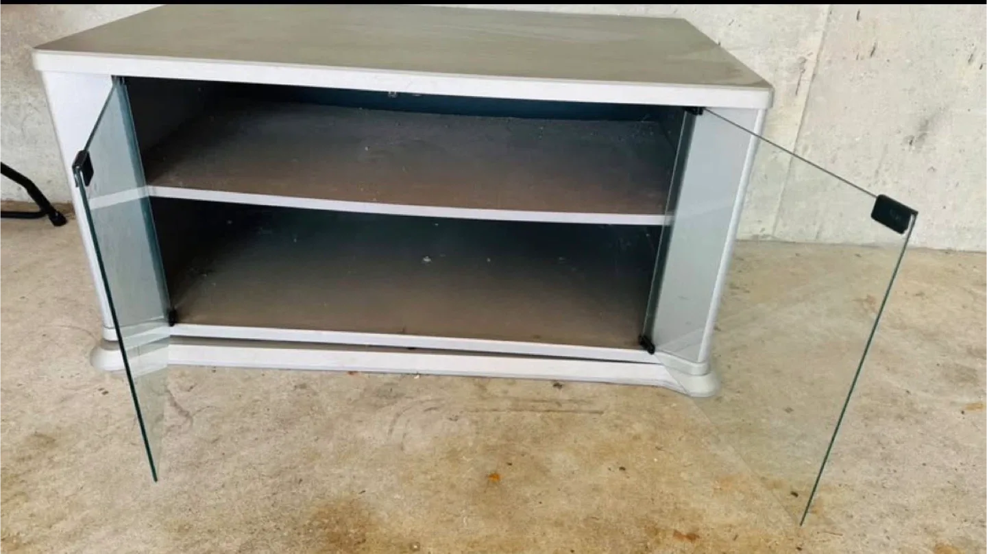 TV Stand / Media Console with Glass Doors image indicator(2)