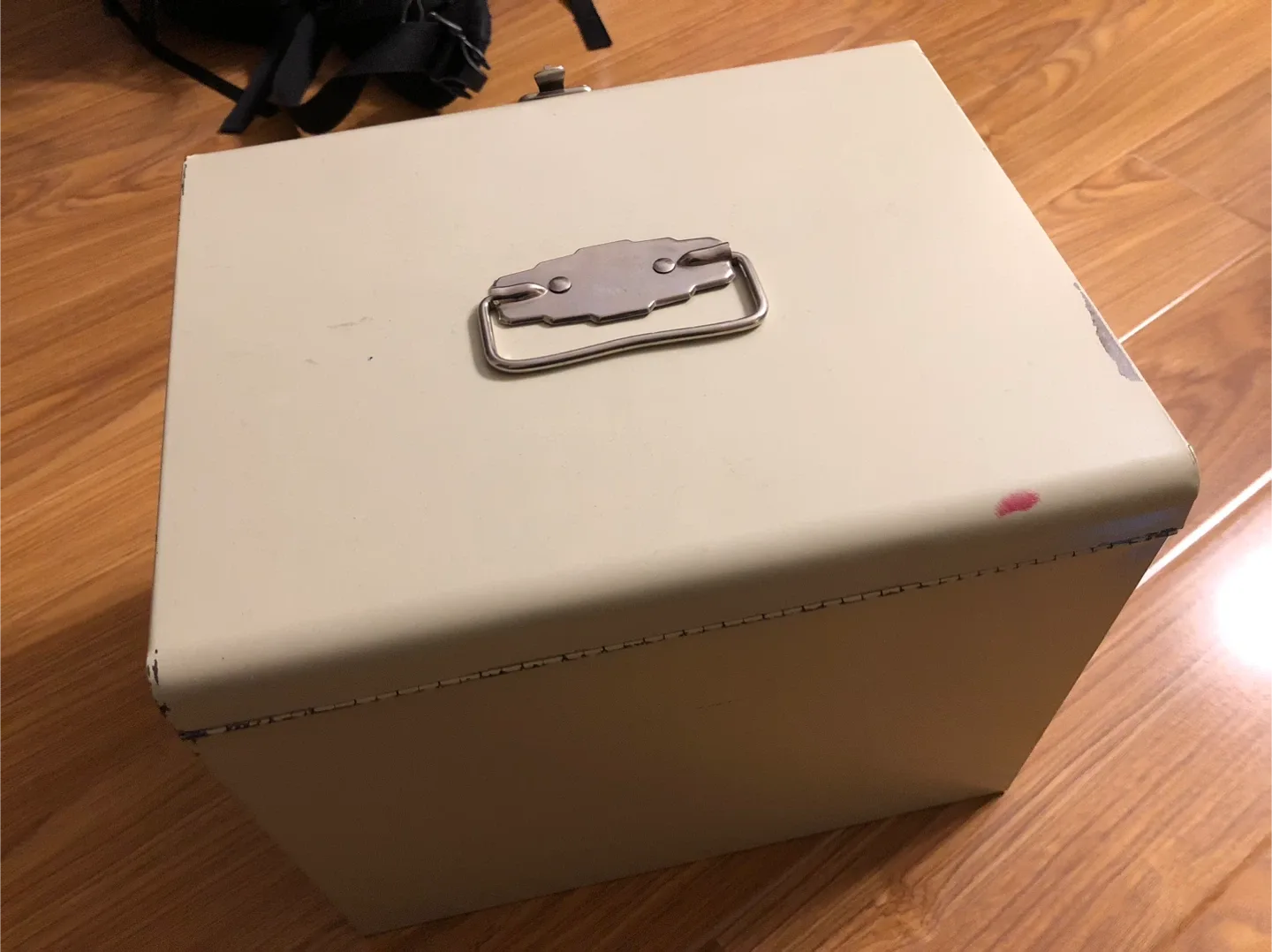 Metal Storage Box image indicator(3)