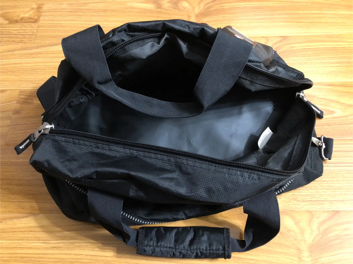 NEW UNUSED - Ogio Half Dome Coca Cola Zero Duffle Bag - Black image indicator(3)