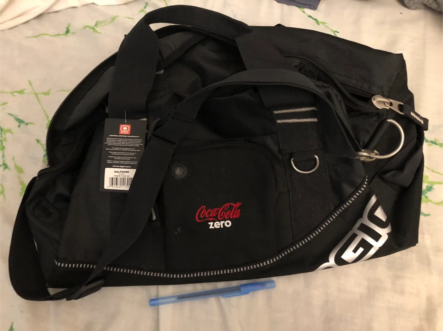 NEW UNUSED! OGIO Halfdome Coca-Cola Zero Black Duffle Bag image indicator(5)
