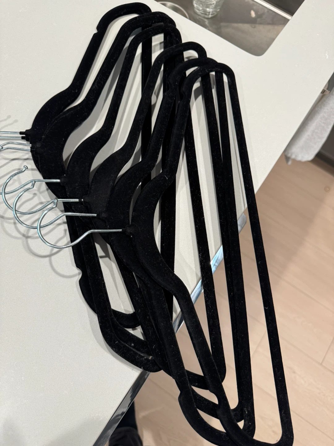Costco Non-Slip Hangers - 80pcs
