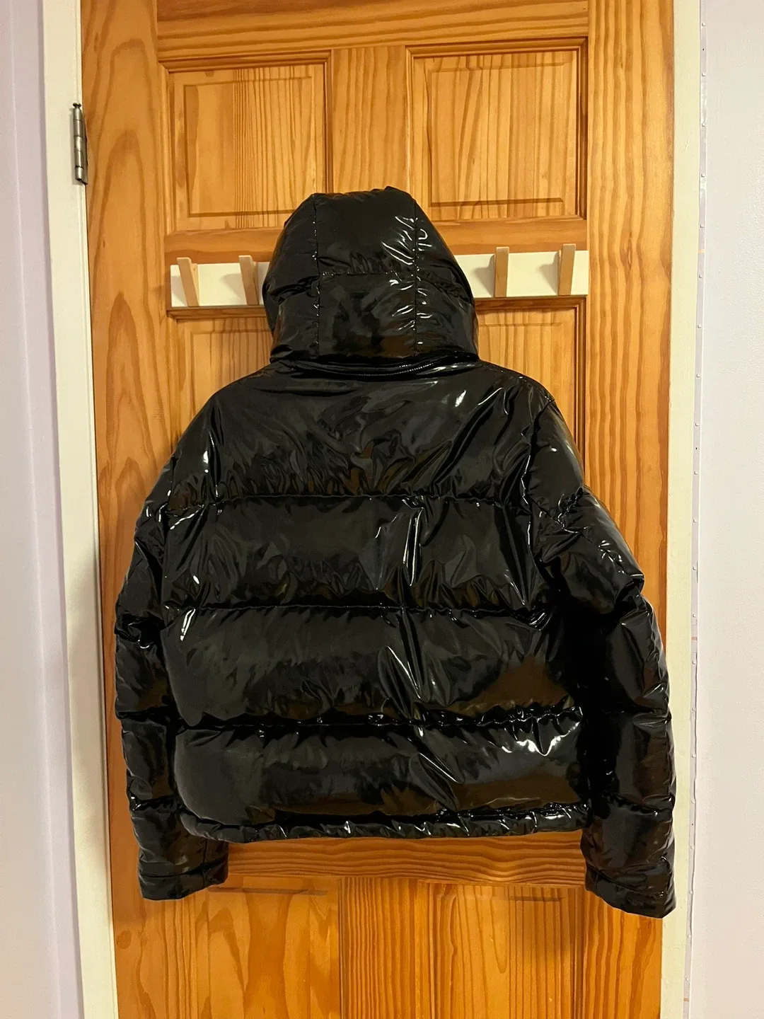 Super Puff Hi-Gloss by Aritzia - Black image indicator(2)