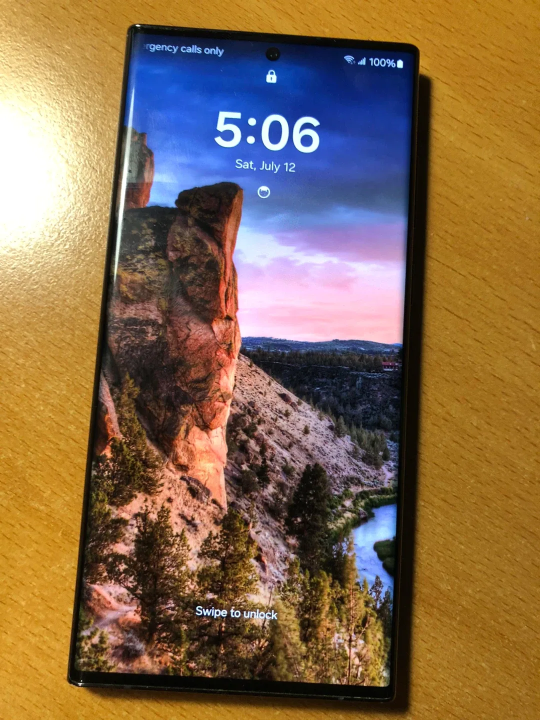 Samsung Galaxy S22 Ultra - Black 256gb!! image indicator(3)