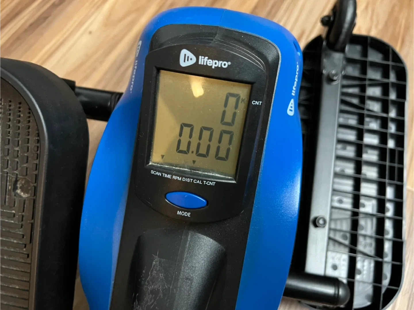 LifePro Under Desk Elliptical Exercise Machine image indicator(2)