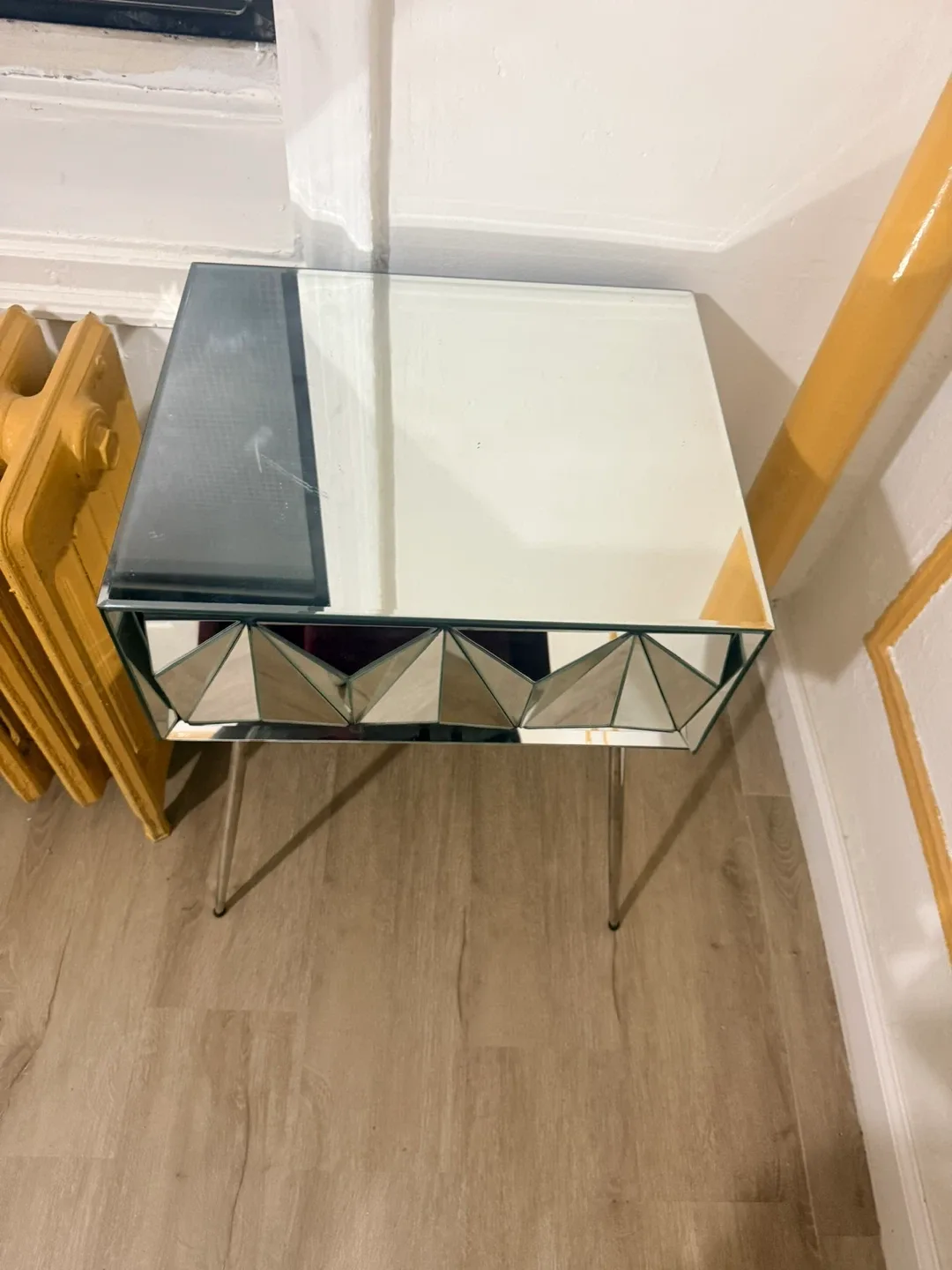 Mirrored Accent Table image indicator(2)