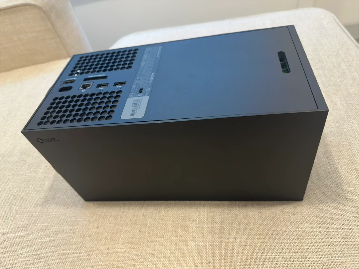 Xbox Series X Console with 2 Controllers image indicator(2)