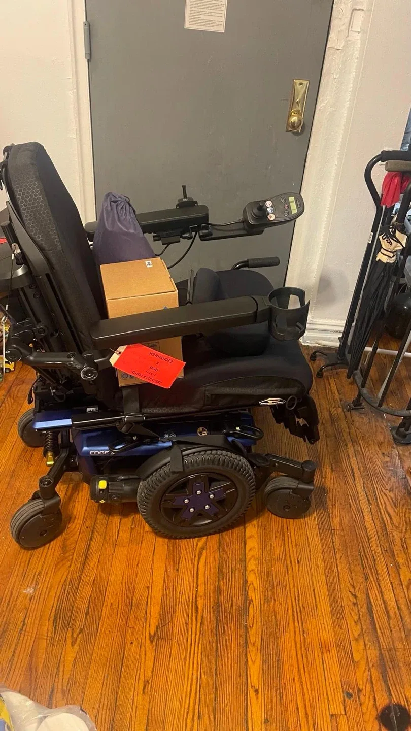 Permobil F5 Corpus Power Wheelchair image indicator(3)