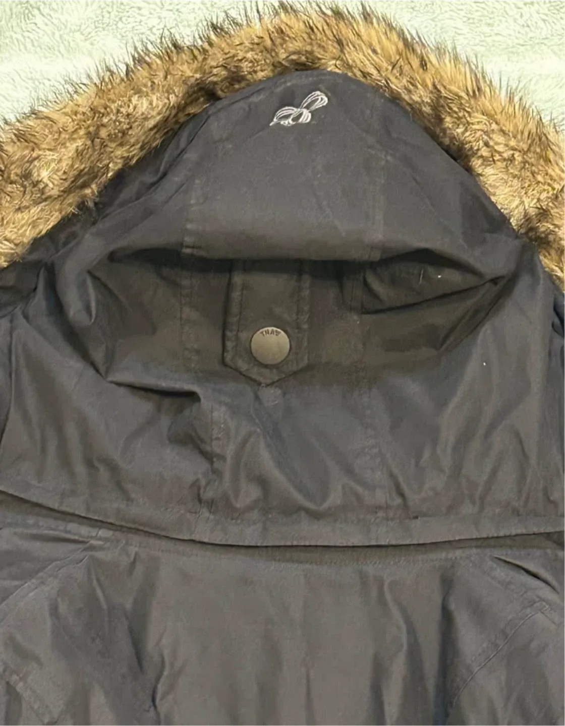 TNA Black Winter Parka - Size Medium image indicator(6)