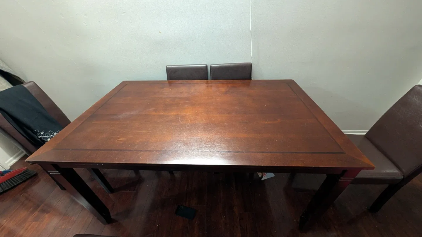 Dining Table with Chairs image indicator(3)