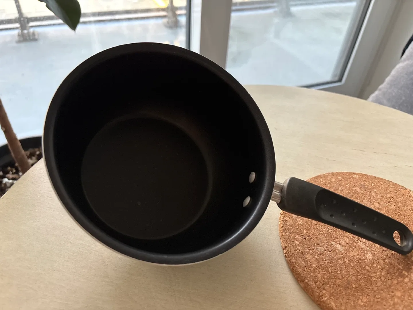 Meyer Quality Cookware Pot with Lid image indicator(2)