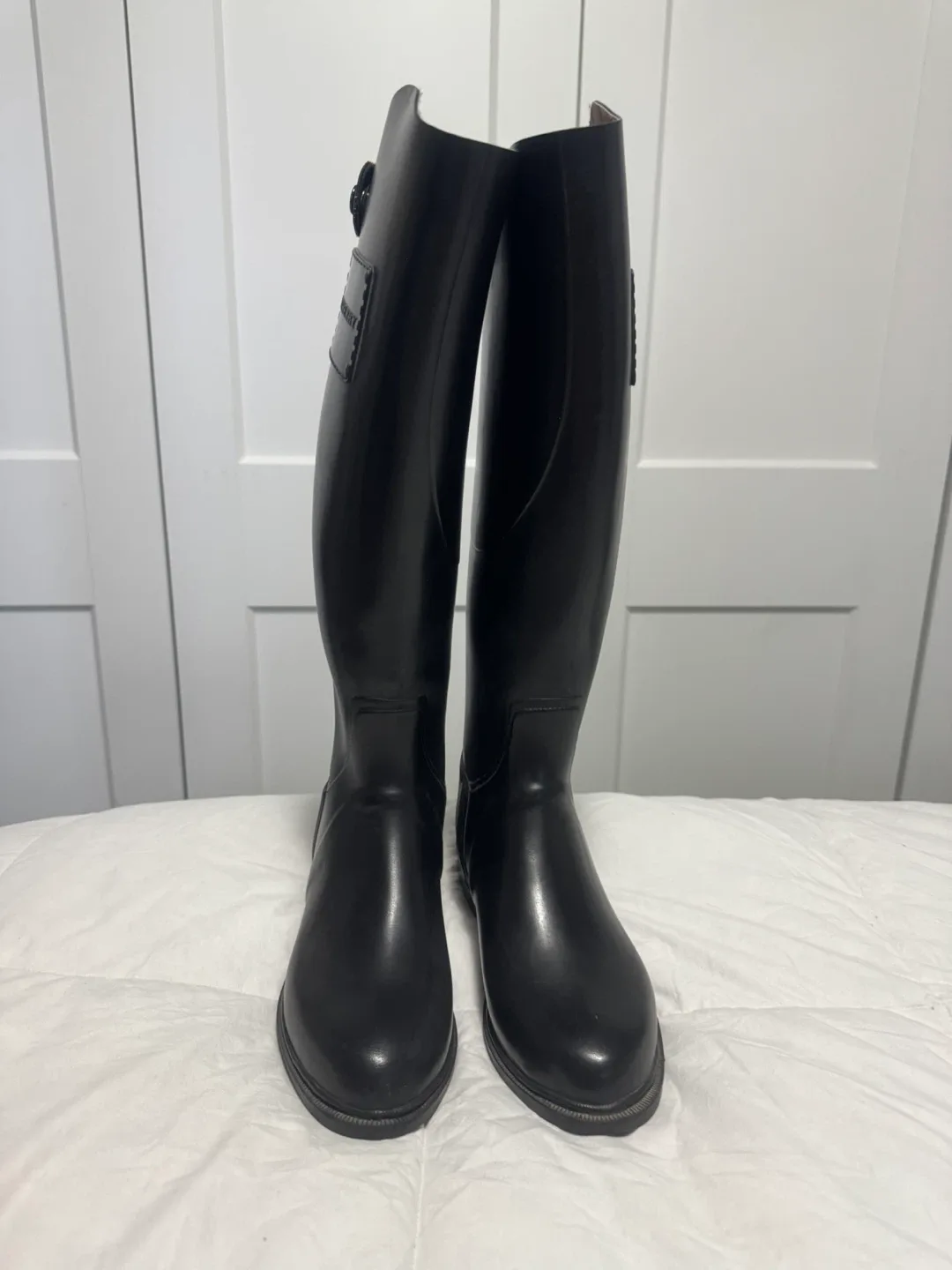 Ladies Size 37/ 6.5 - 7 Burberry Tall Knee High Rain Boots image indicator(4)