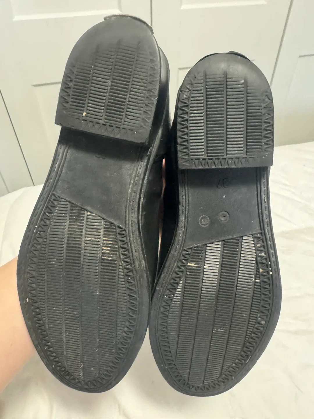 Ladies Size 37/ 6.5 - 7 Burberry Tall Knee High Rain Boots image indicator(9)