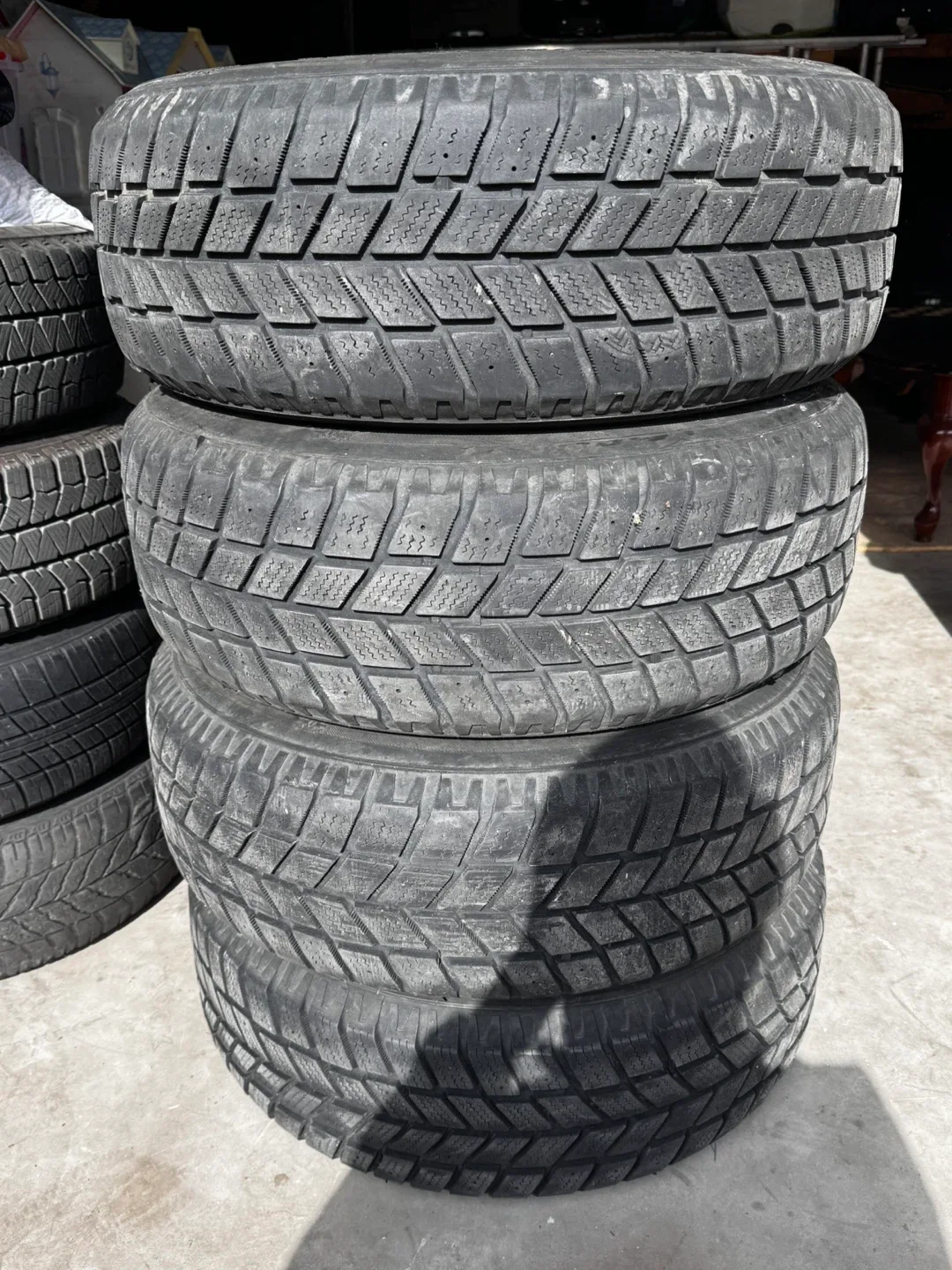 Hankook Winter Tires 225/60R16