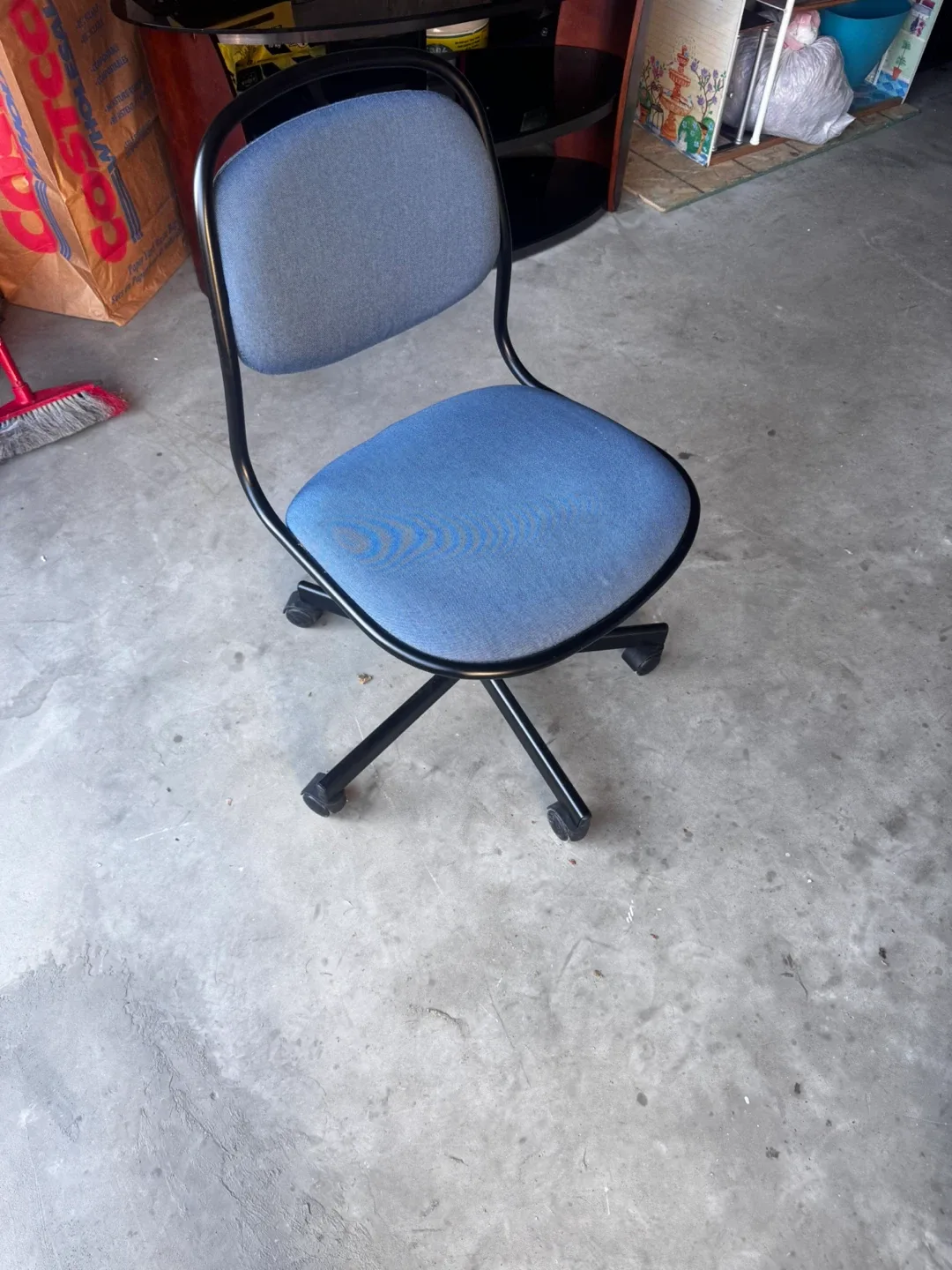 Blue Office Chair image indicator(2)