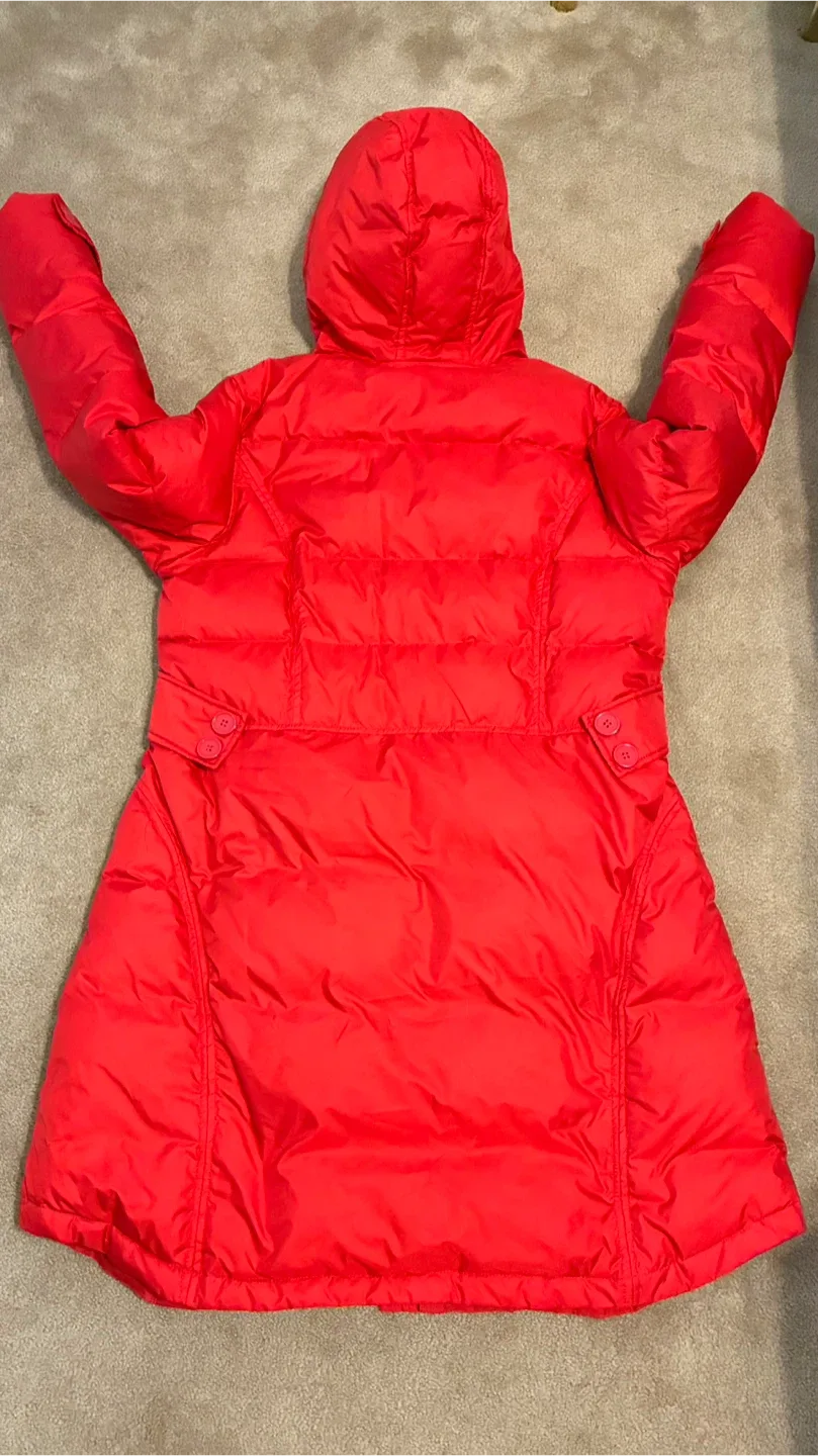 Brand new without tag 3/4 beautiful winter coat size 14-16 image indicator(3)