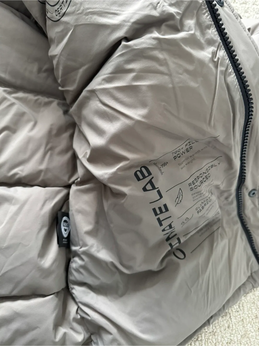 aritzia super puff Climatte Lab  Down Puffer Jacket image indicator(3)