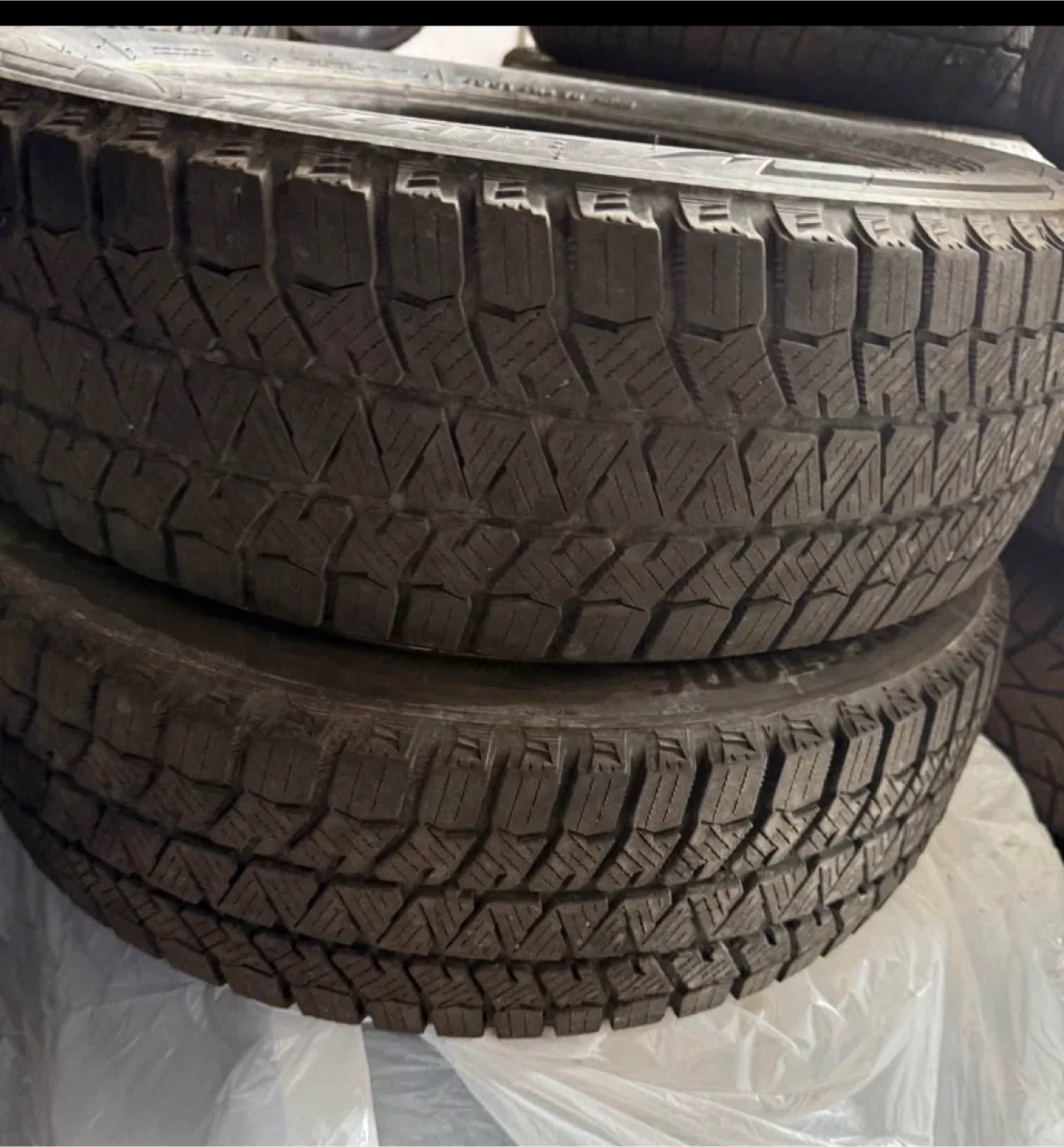 175 65 15 Bridgestone Blizzak WS90 175/65R15 Winter Tires image indicator(5)