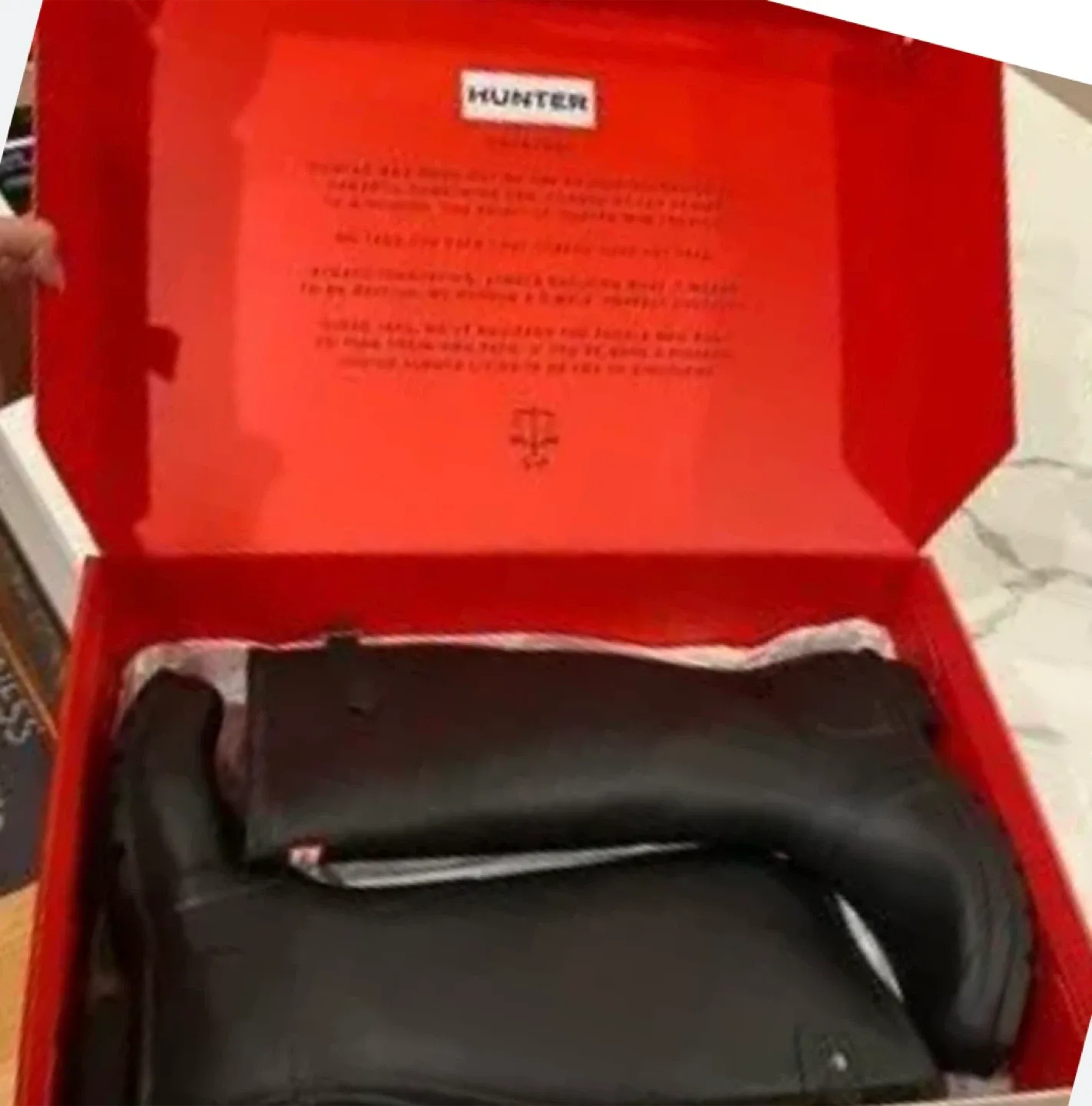 Hunter Rain Boots + Fleece Welly Socks - Size US(M) 7-9