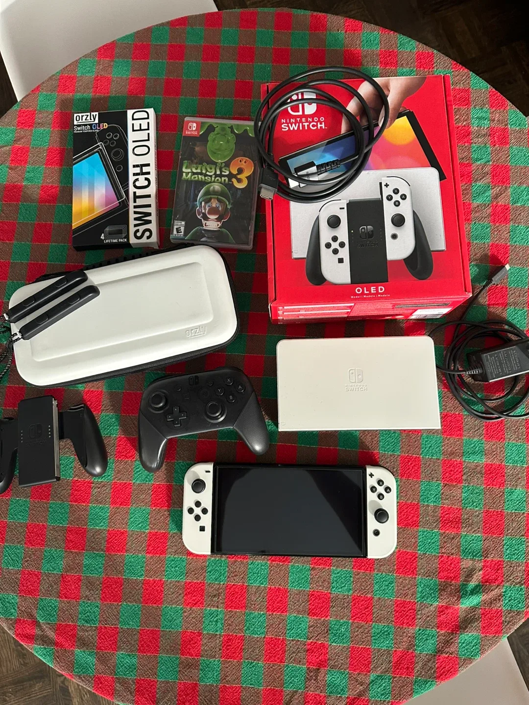 Nintendo Switch OLED – Ready to Play!