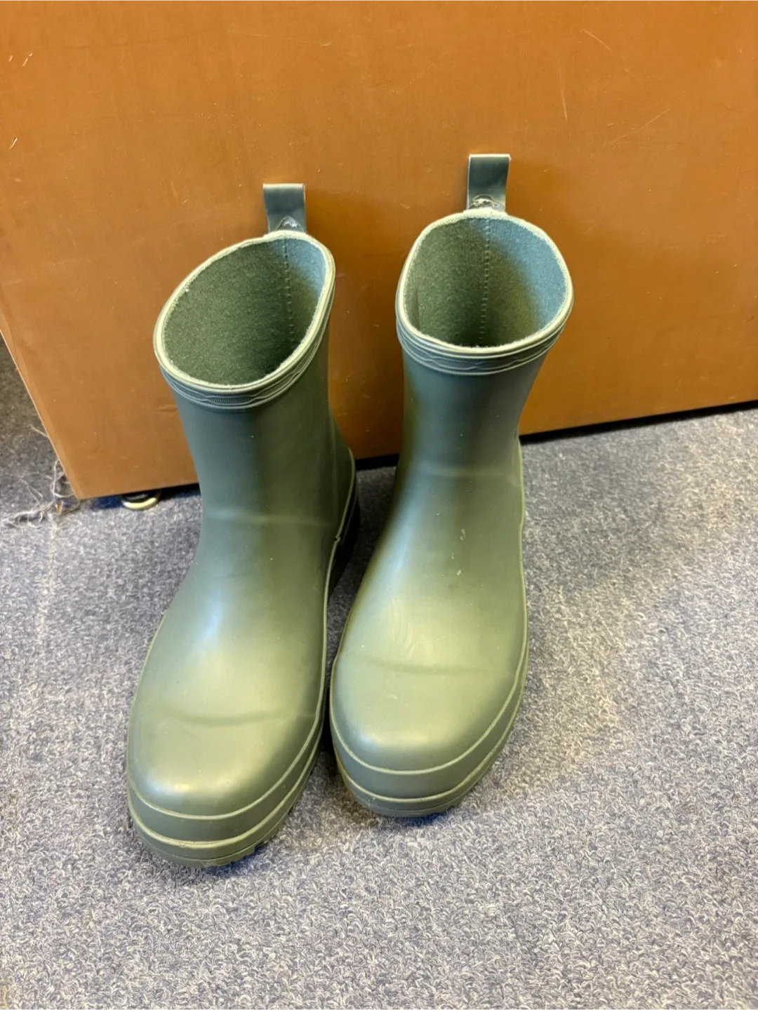 Green Rain Boots - Women Size 7