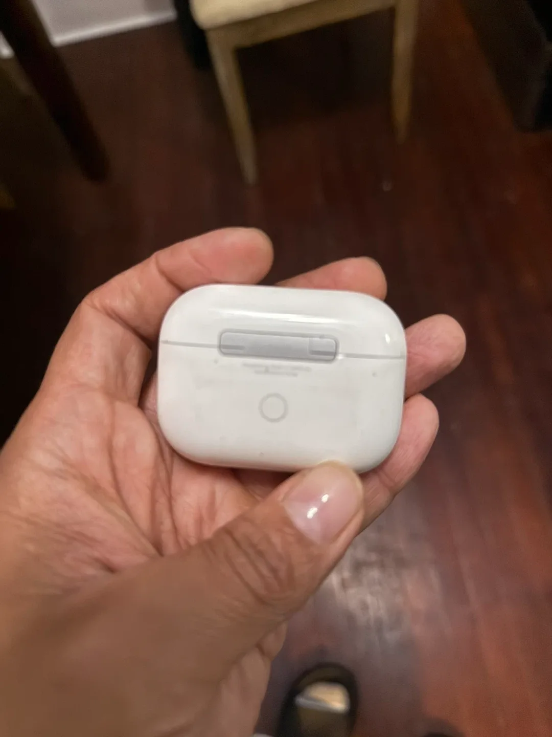 Apple AirPods Pro 2 image indicator(2)