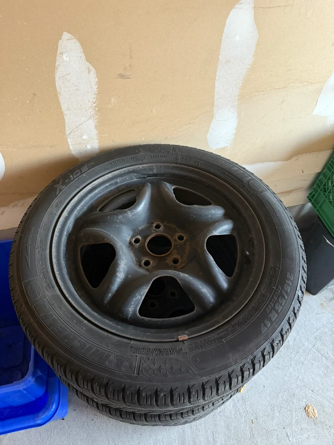 Michelin X-Ice Radial Tire Set - 215/55R17 image indicator(5)