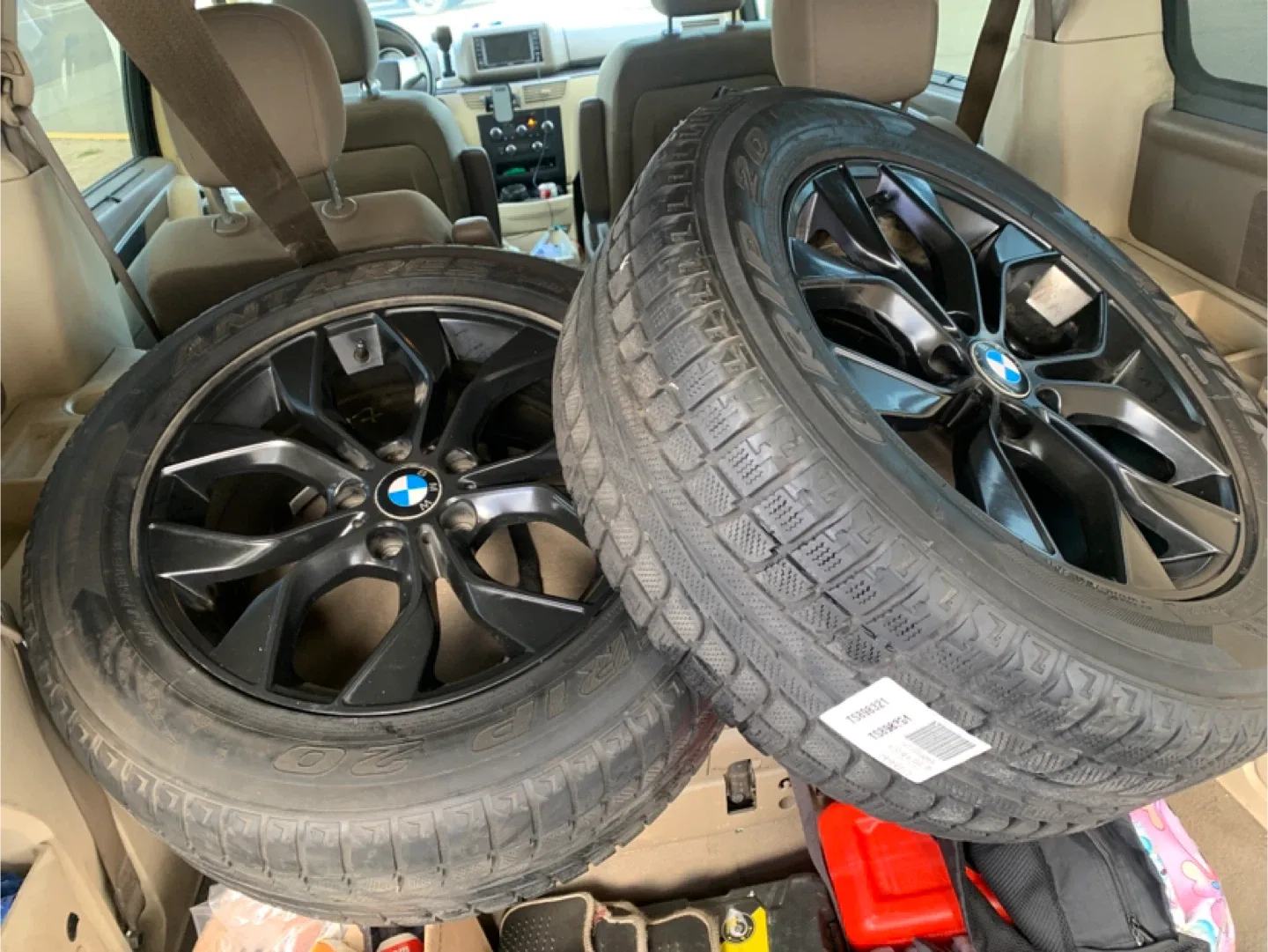 BMW 255/55R18 Winter Tires on Rims - Set of 4 image indicator(3)