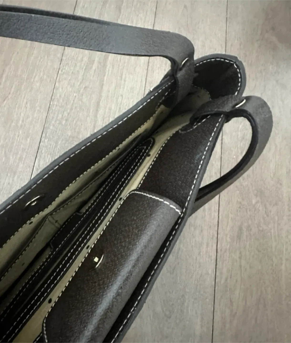 Kate Spade Handbag image indicator(3)