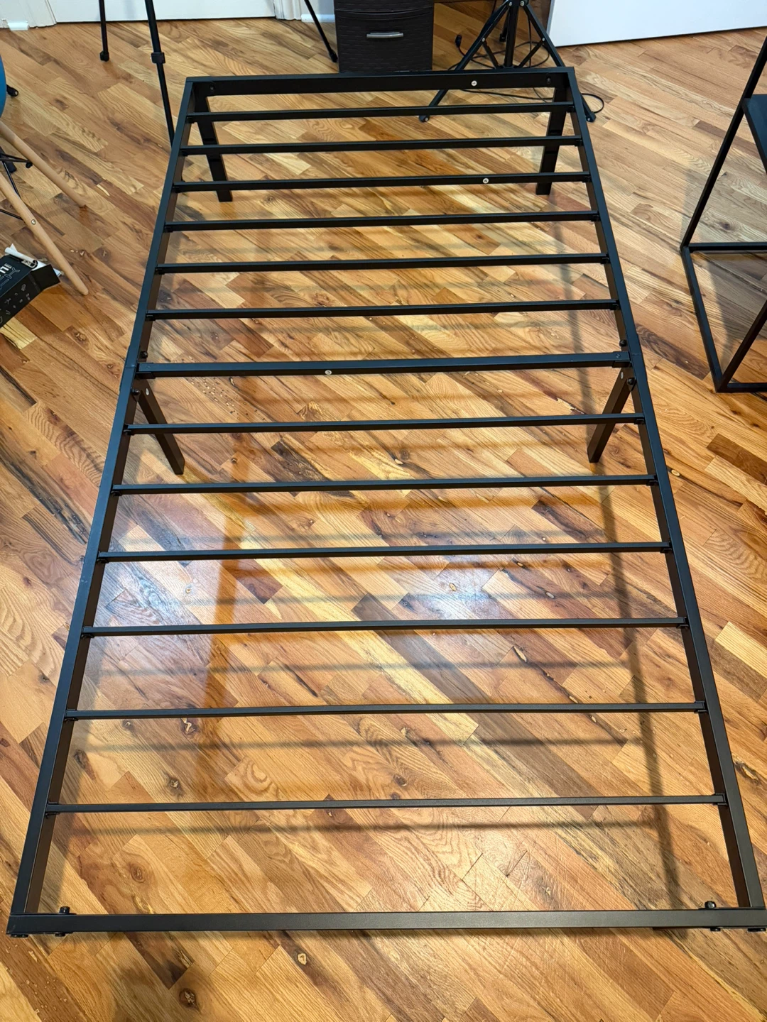 Twin Size Metal Platform Bed Frame - photo 2