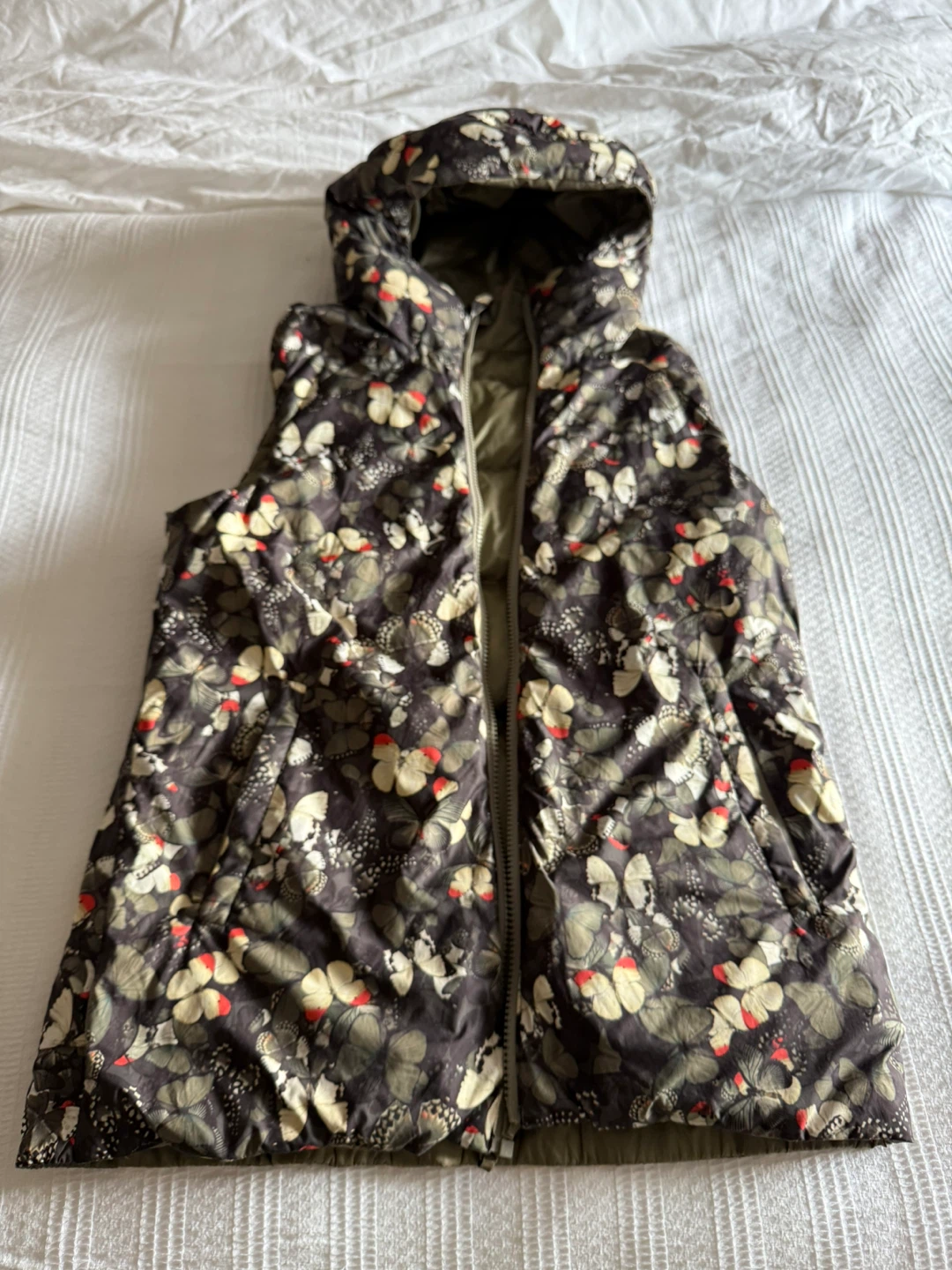 Lululemon Reversible Olive Green Hooded Puffer Vest - photo 3