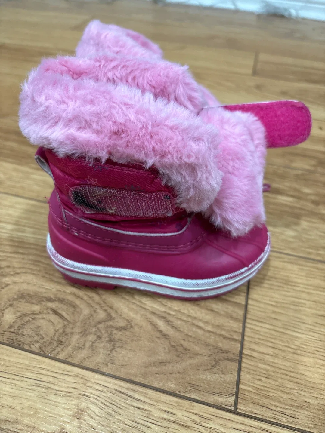 Cougar Pink Winter Boots - Size 6 image indicator(3)