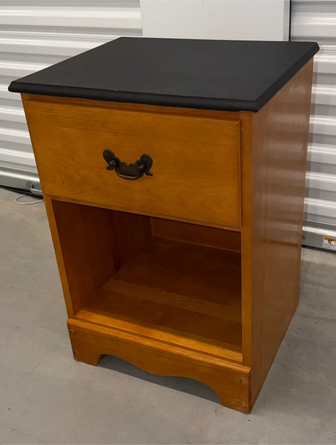 Wooden Nightstand with Drawer image indicator(2)