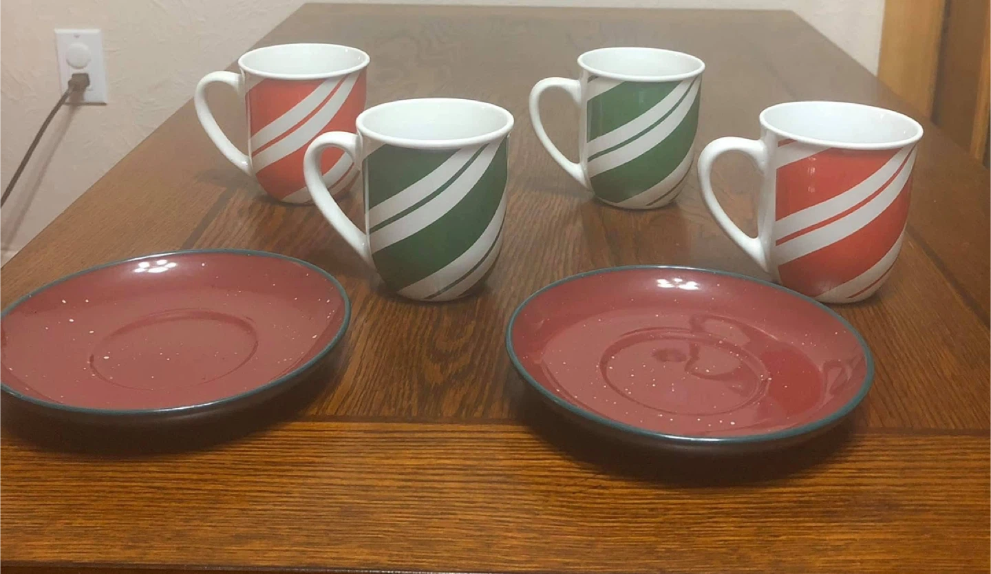 4 Tea Mug and 2 saucer Set - photo 3