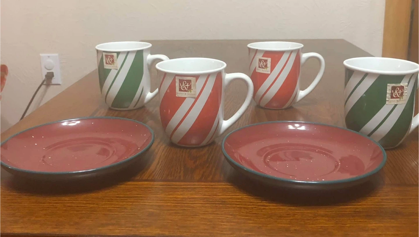 4 Tea Mug and 2 saucer Set - photo 5