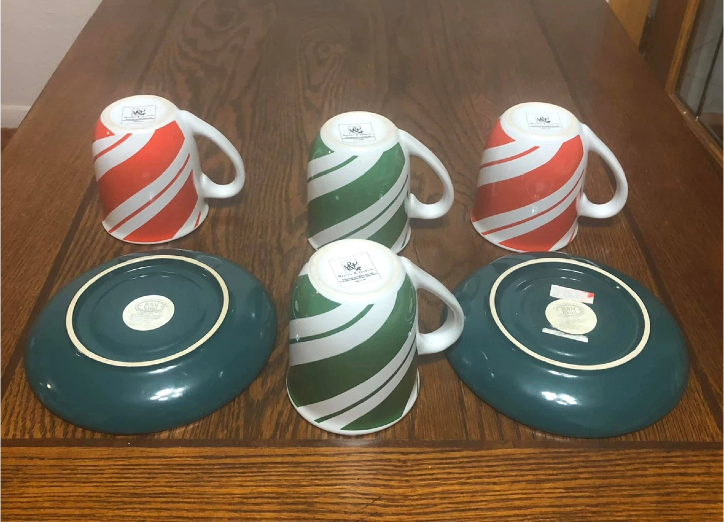 4 Tea Mug and 2 saucer Set - photo 4