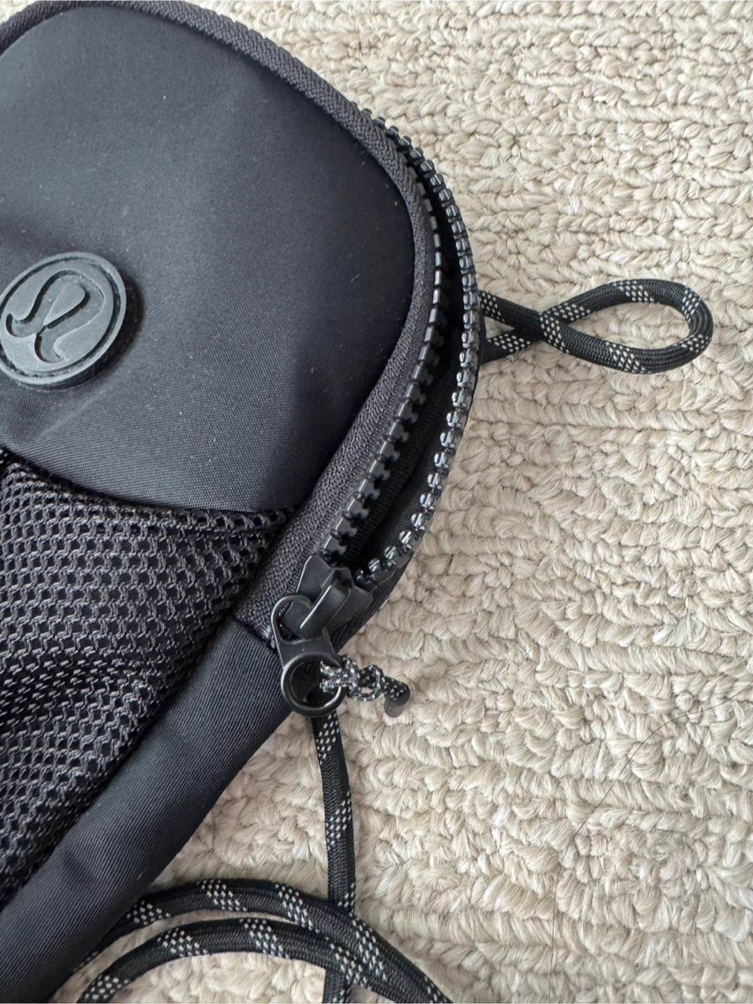 Lululemon small crossbody - photo 2