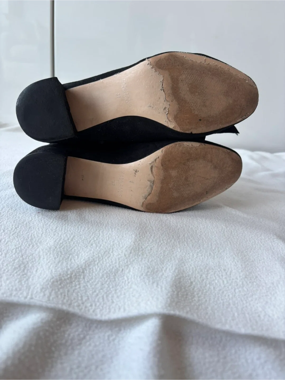 Zara Faux Suede Ankle Boots with Bow Detail image indicator(9)