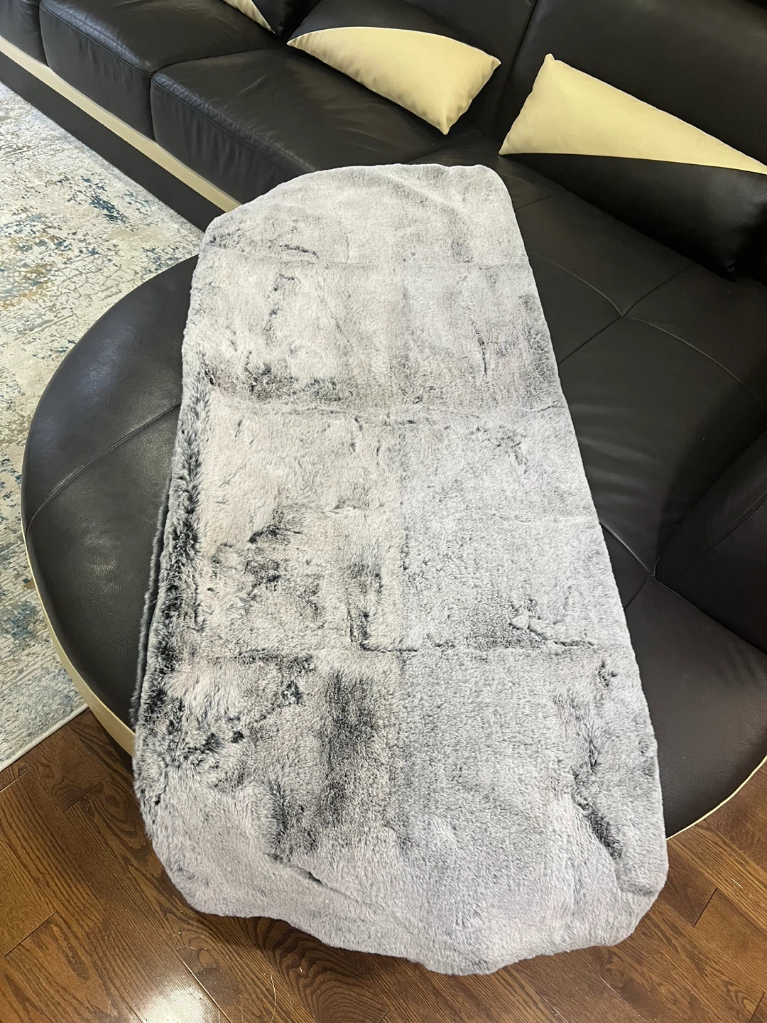 West Elm Faux Fur Throw - 47" x 60" - photo 2