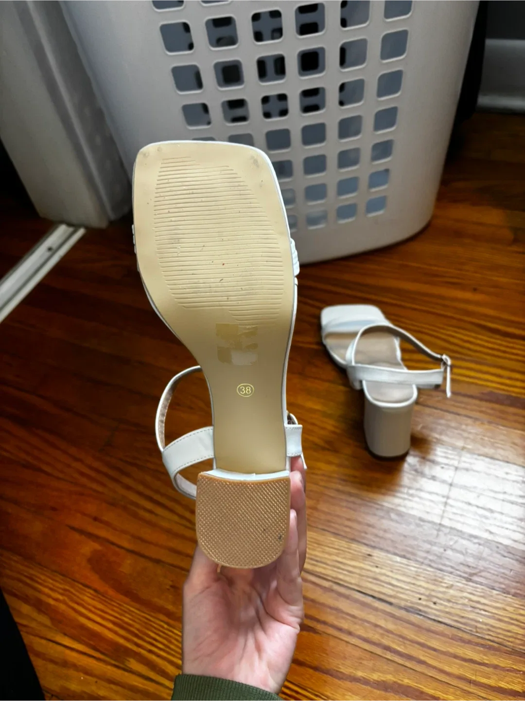 White Block Heel - Size 8 image indicator(5)