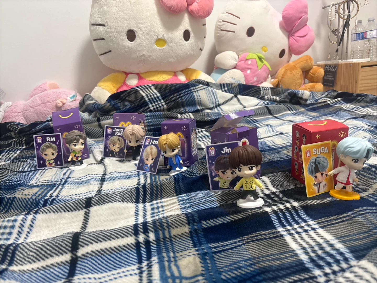 McDonald's BTS Meal Figures (7)