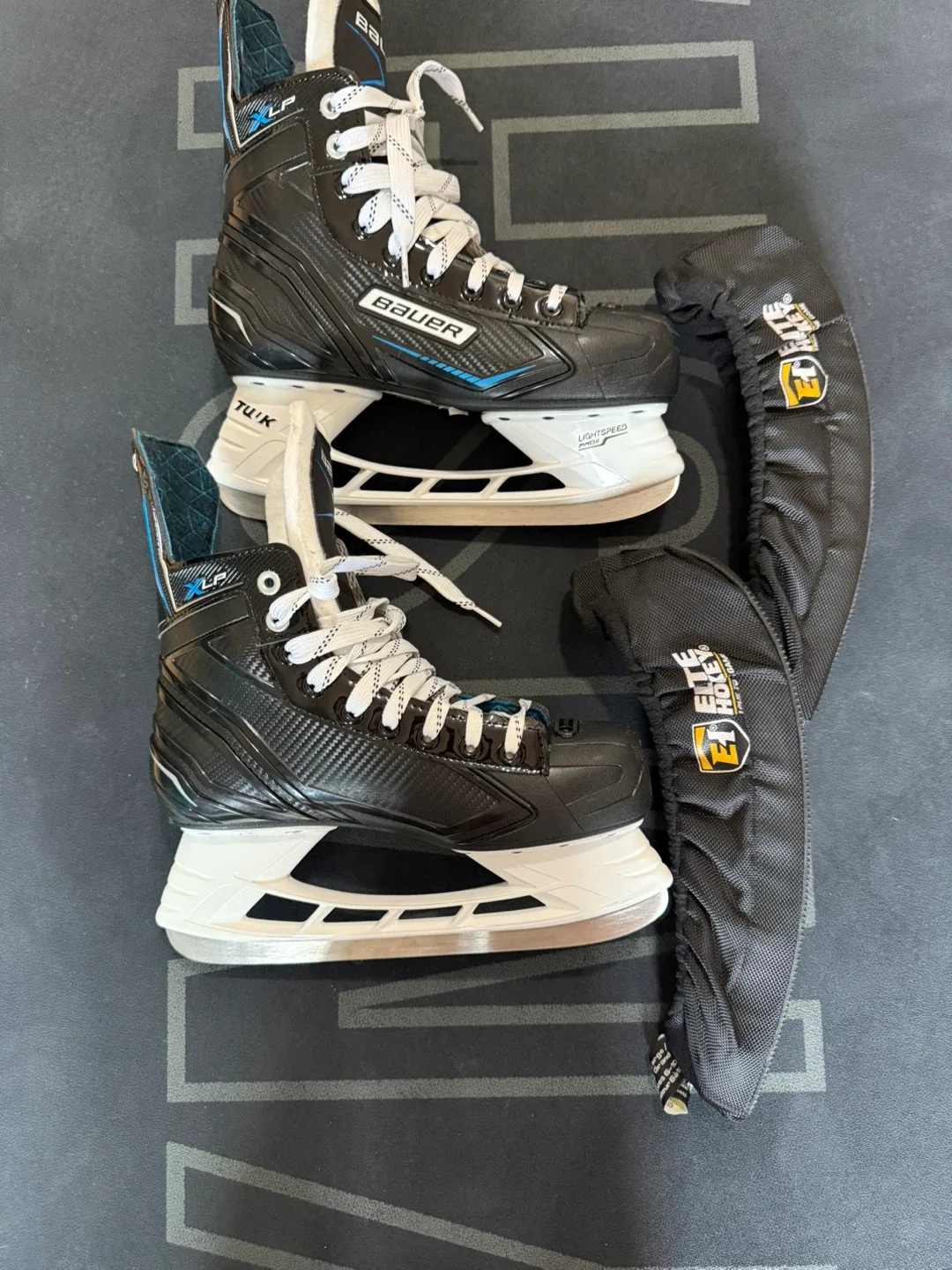 Bauer XLP Ice Hockey Skates. Size 7 image indicator(4)