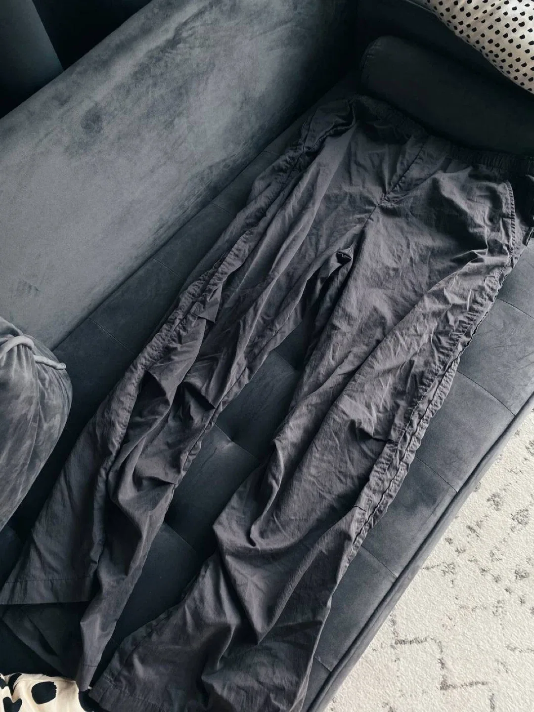 Nylon blend grey trousers Zara XL-XXL image indicator(4)