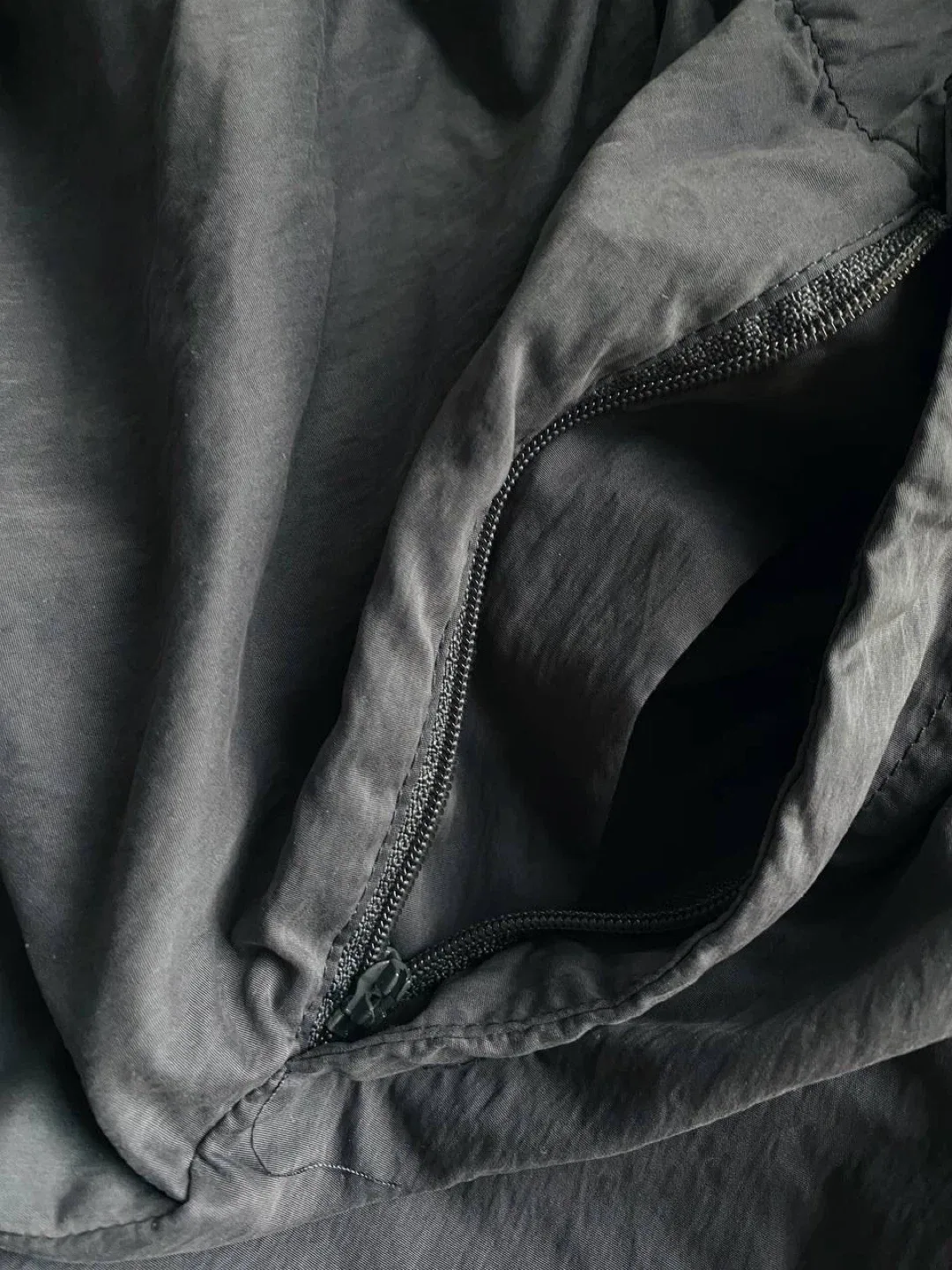 Nylon blend grey trousers Zara XL-XXL image indicator(5)