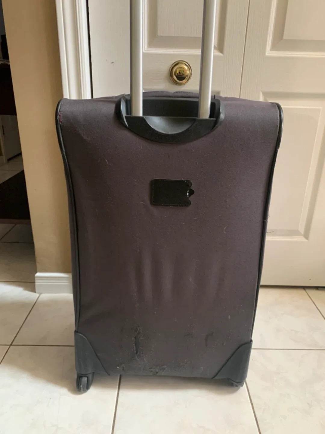 Canada Luggage Co. Carry-On Suitcase image indicator(3)