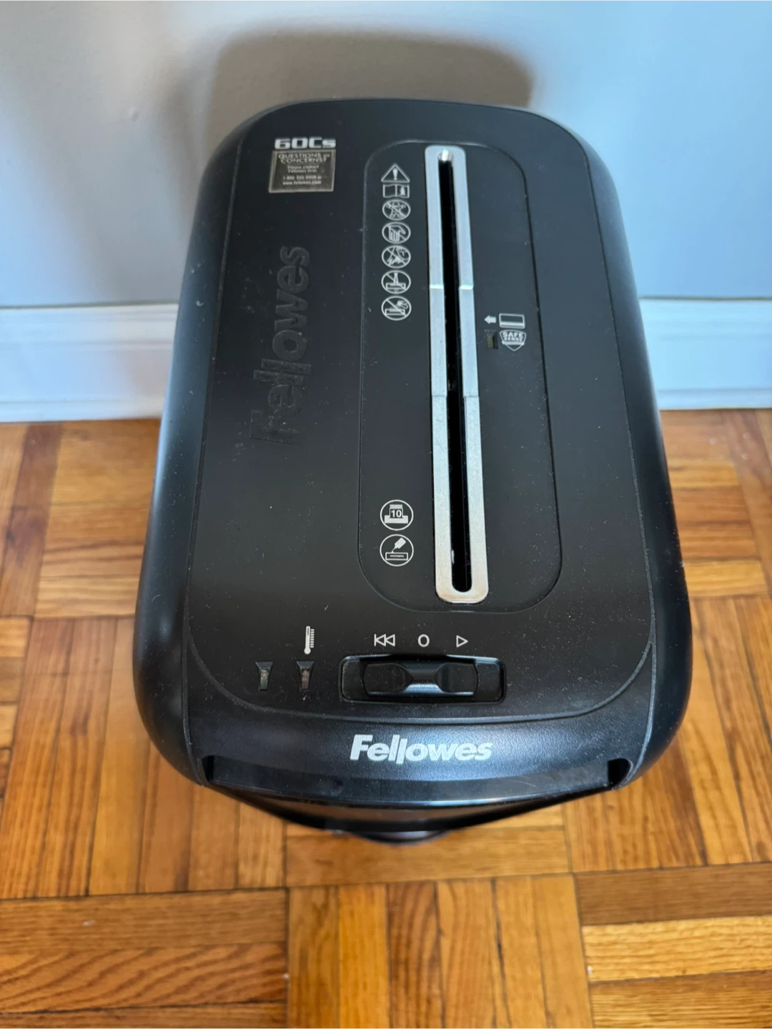 Fellowes 60Cs Paper Shredder - photo 2