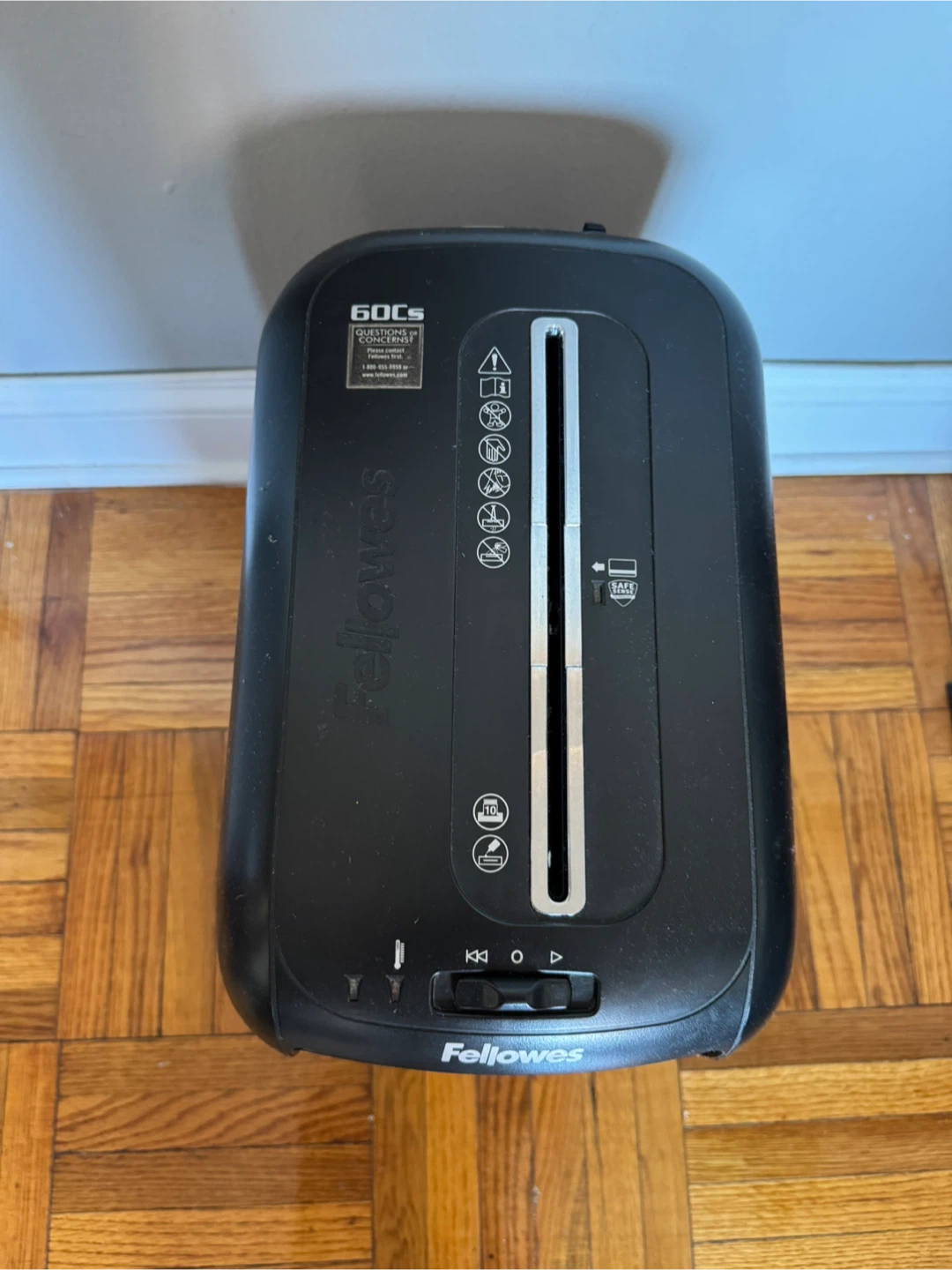 Fellowes 60Cs Paper Shredder - photo 3